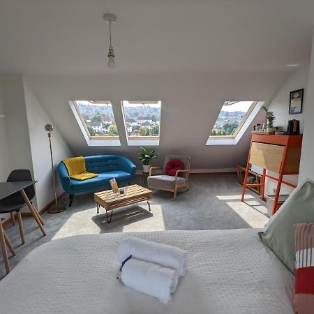*Large Unique Retro Private Attic & Bathroom* Μπράιτον Εξωτερικό φωτογραφία