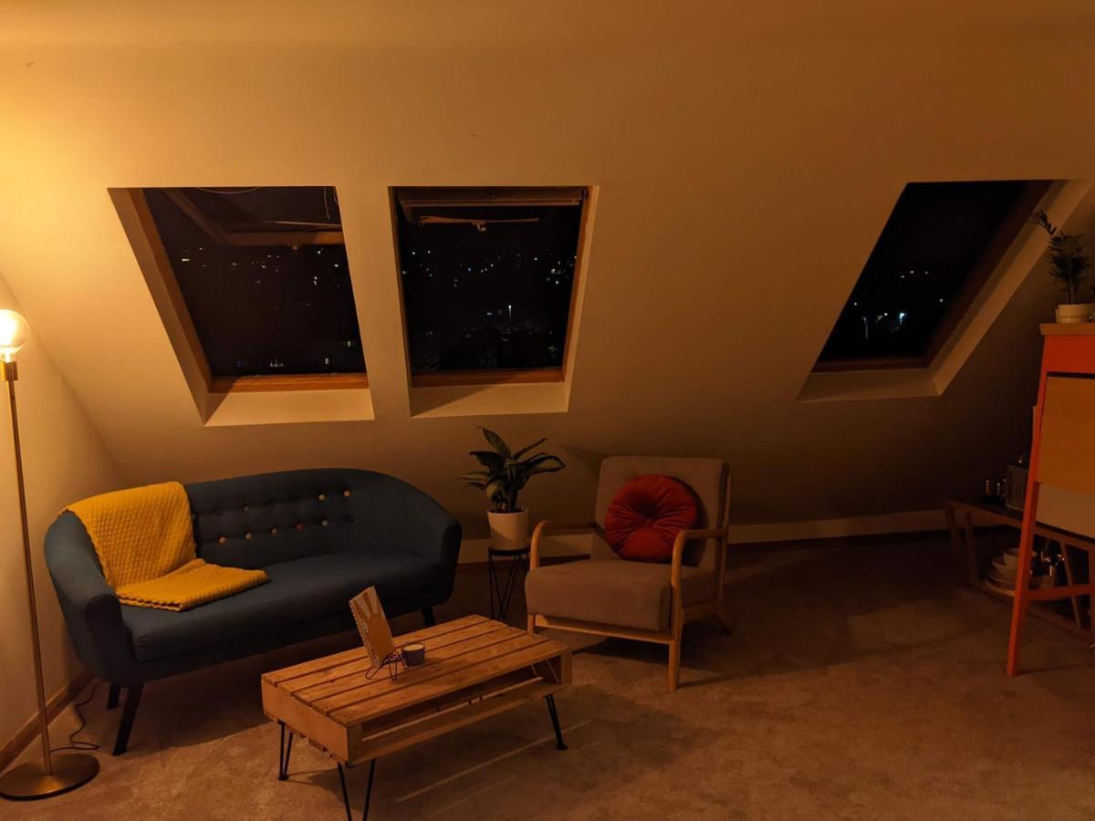 *Large Unique Retro Private Attic & Bathroom* Μπράιτον Εξωτερικό φωτογραφία